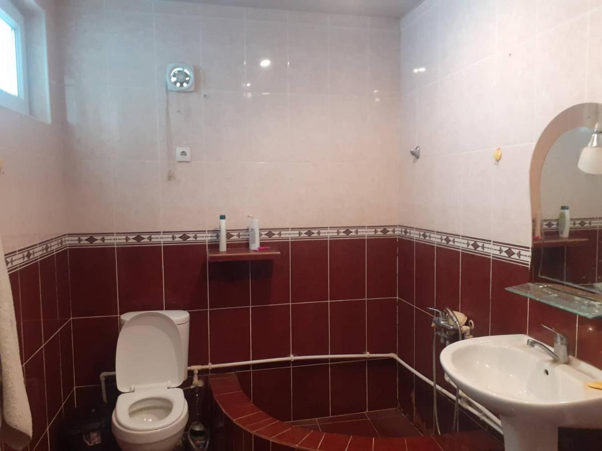 Maka'S Guesthouse Tionety Ngoại thất bức ảnh